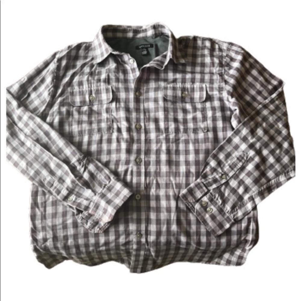 Van Heusen cotton plaid casual button down dress shirt EUC neck size 16-16.5